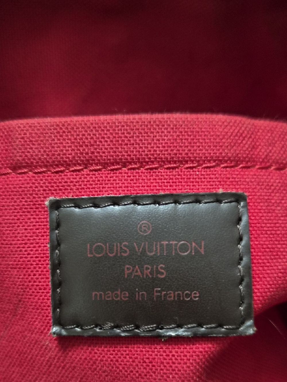 Louis Vuitton THAMES GM - Picture 6 of 11
